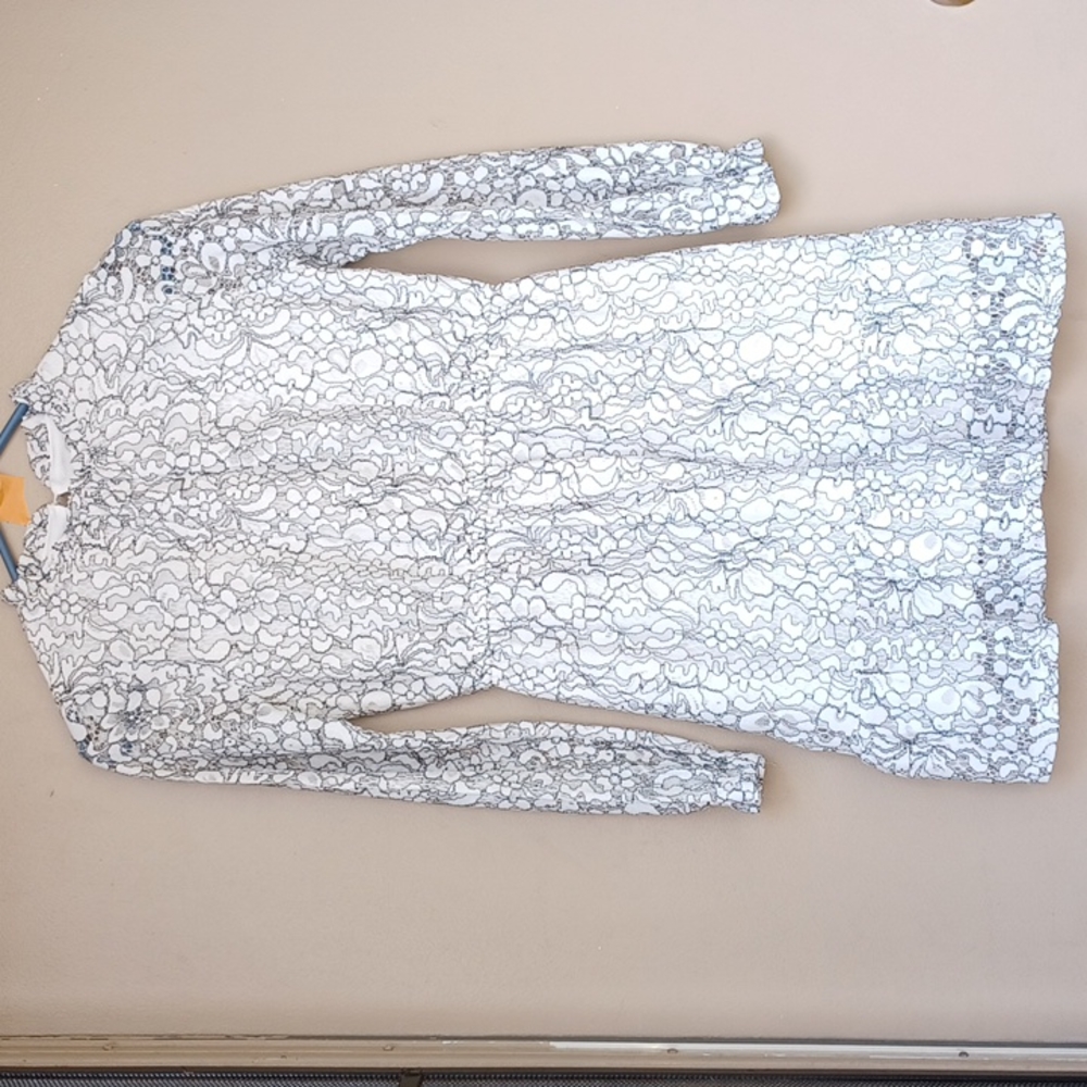 ART CLASS L(10/12) GIRLS DRESS WHITE WITH BLACK THREAD LONG SLEEVE DRESS